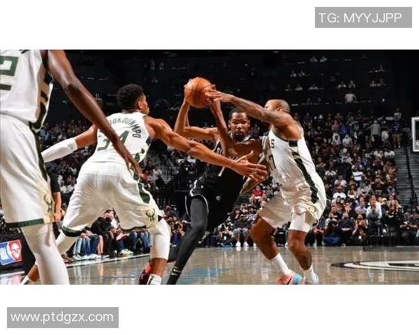 篮网队主场横扫老鹰，强势晋级东部决赛